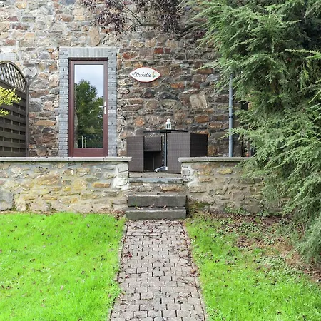 Charming Cottage In Stoumont With Colourful Garden, Cleaning Included Stoumont