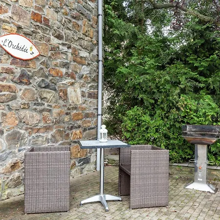 Vakantiehuis Charming Cottage In Stoumont With Colourful Garden, Cleaning Included Stoumont
